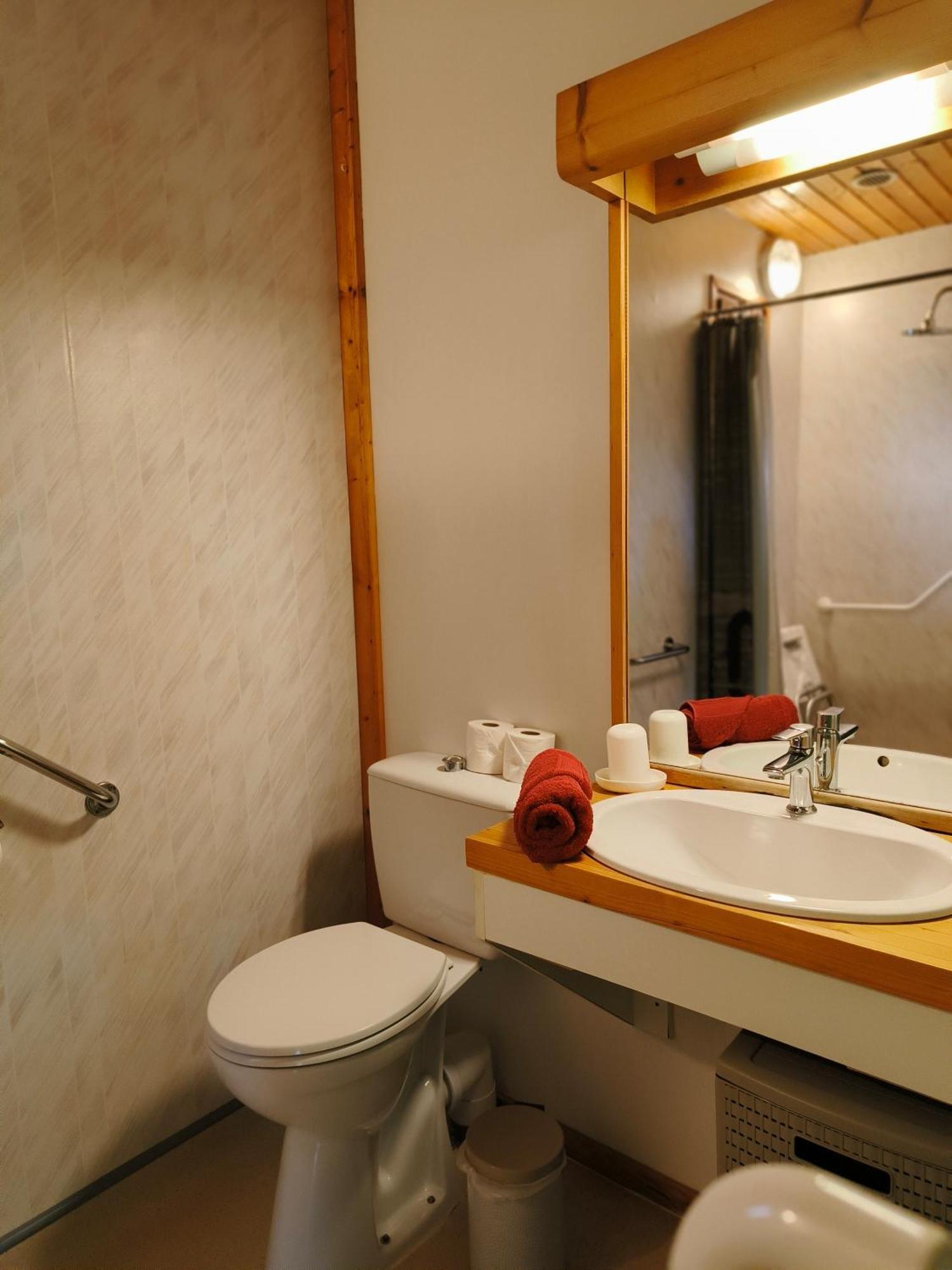 Chalets de la Colagne Bourgs sur Colagne Extérieur photo